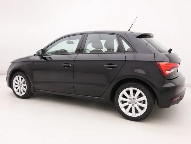 Audi A1 1.0 TFSi 95 Sportback Sport + Xenon + Connectivity Image 3