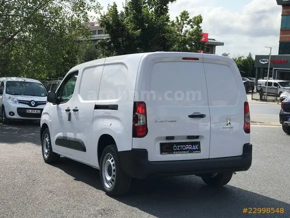 Peugeot Partner 1.5 BlueHDI Comfort Image 8